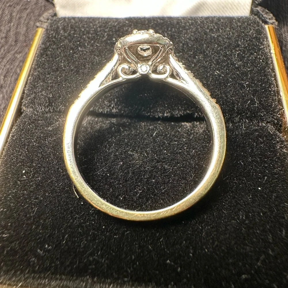 1/2 Ct TW Oval/ Round Diamond Engagement Ring - Picture 5 of 13